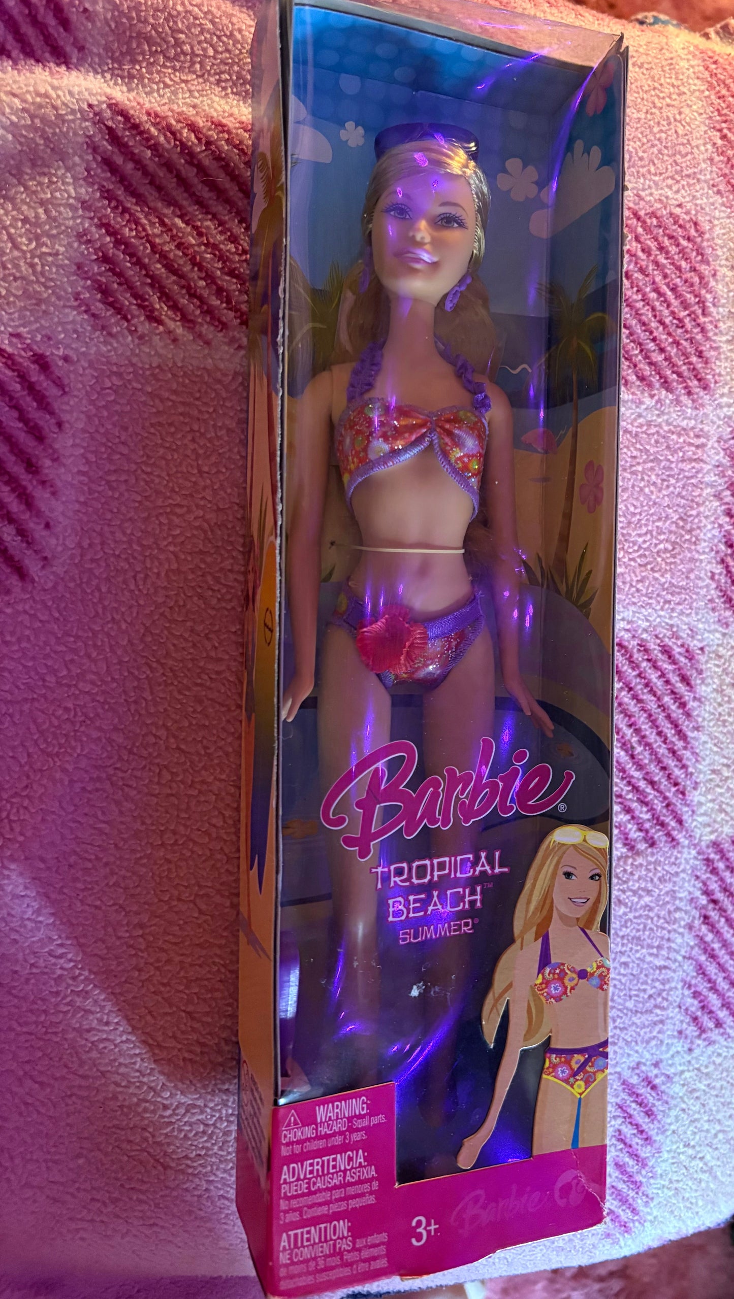 Barbie- NIB 2007 surfs up bikini doll