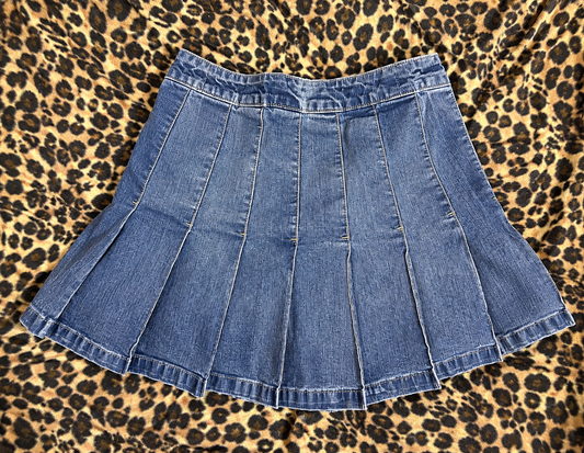 Pleated denim mini skirt