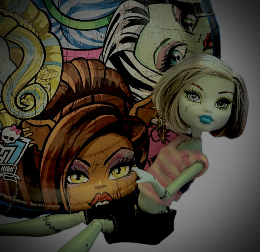 Monster High-Frankie Stein Skull Shores 2012 edition