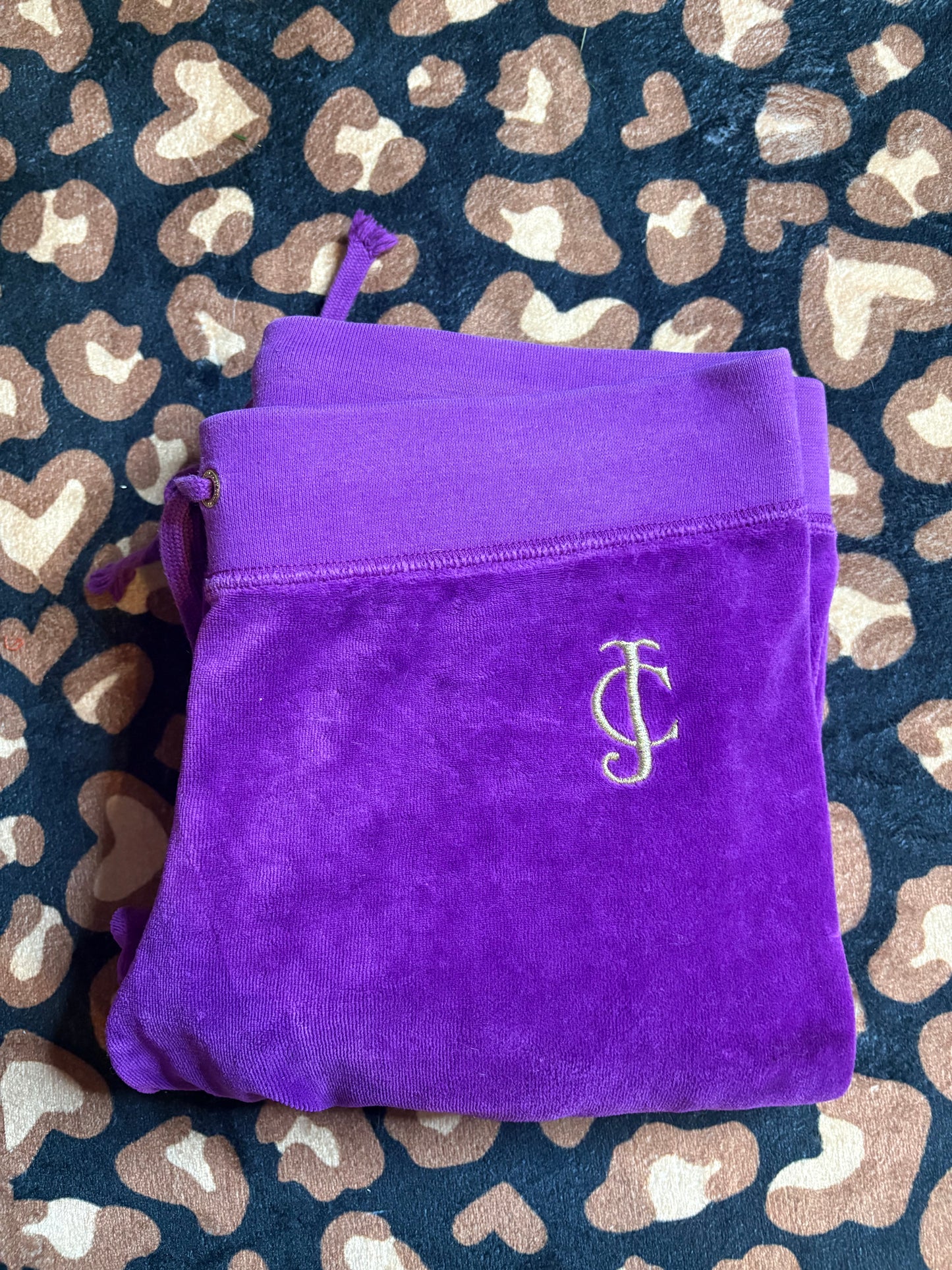 Juicy couture purple velvet gold embroided pants